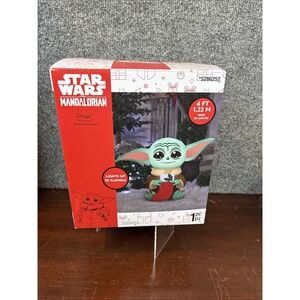 Disney -4' Light Up Airblown Inflatable Yard Decor - Star Wars Mandalorian GROGU